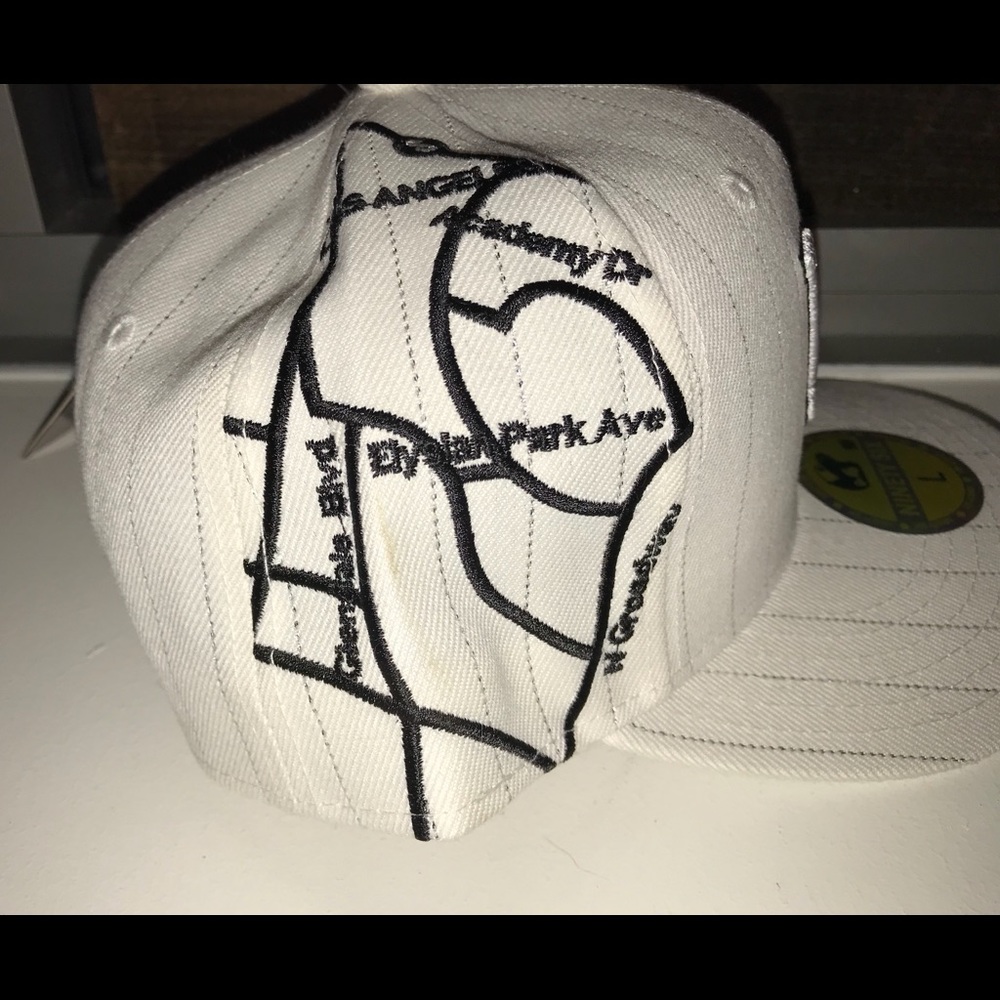 NWT Unisex Los Angeles PinStripped Cap Size Large - Picture 6 of 6